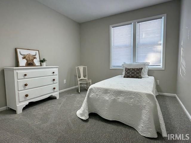 800 W ROBERTS Avenue, Marion, IN 46952