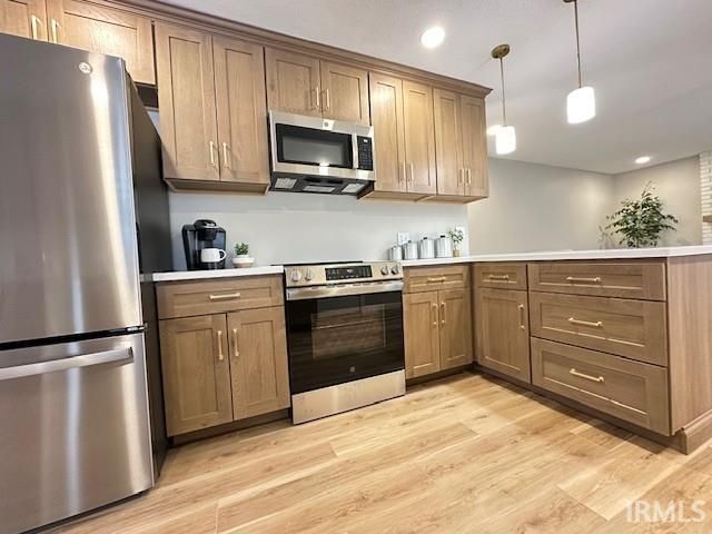 800 W ROBERTS Avenue, Marion, IN 46952