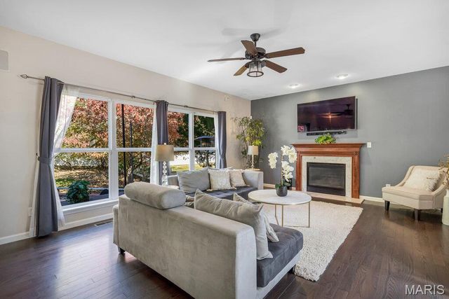 365 Remington Way Drive, Ballwin, MO 63021