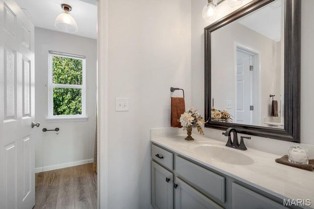 365 Remington Way Drive, Ballwin, MO 63021