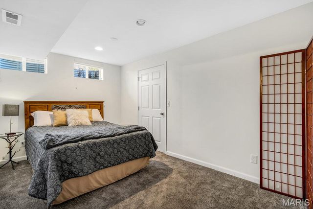 365 Remington Way Drive, Ballwin, MO 63021