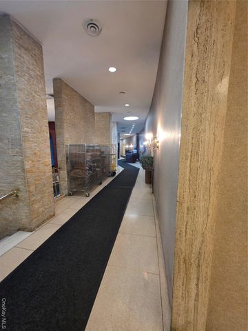 1020 Grand Concourse 17M, Bronx, NY 10451