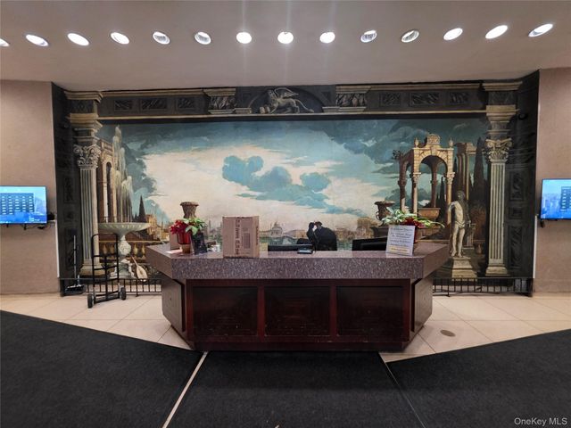 1020 Grand Concourse 17M, Bronx, NY 10451