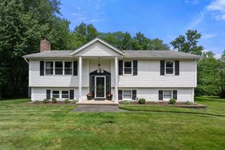 42 Allison Lane, West Springfield, MA 01089