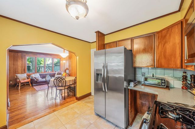 850 Linden Avenue, North Baldwin, NY 11510
