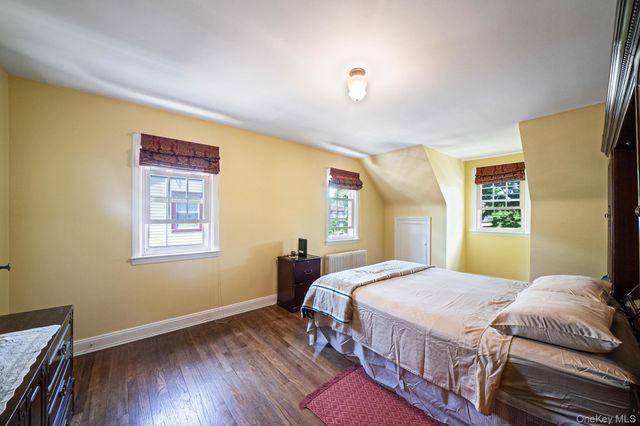 850 Linden Avenue, North Baldwin, NY 11510
