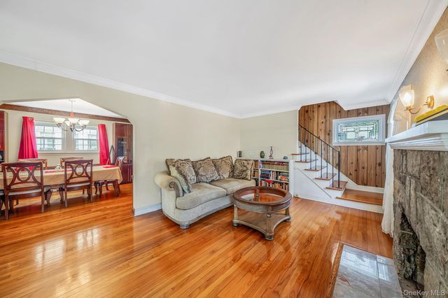 850 Linden Avenue, North Baldwin, NY 11510