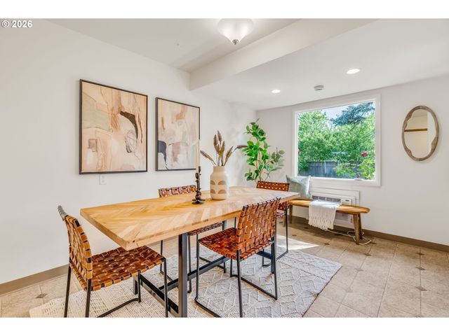 4214 Se 91ST Ave, Portland, OR 97266