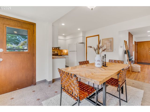 4214 Se 91ST Ave, Portland, OR 97266