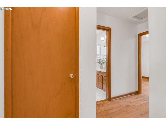 4214 Se 91ST Ave, Portland, OR 97266