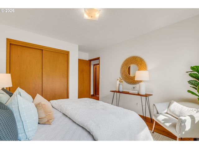 4214 Se 91ST Ave, Portland, OR 97266