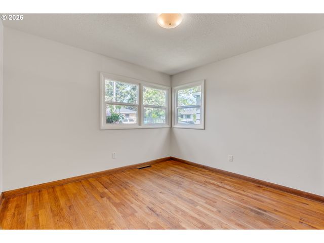 4214 Se 91ST Ave, Portland, OR 97266