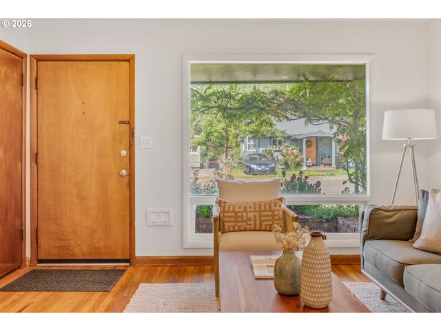 4214 Se 91ST Ave, Portland, OR 97266