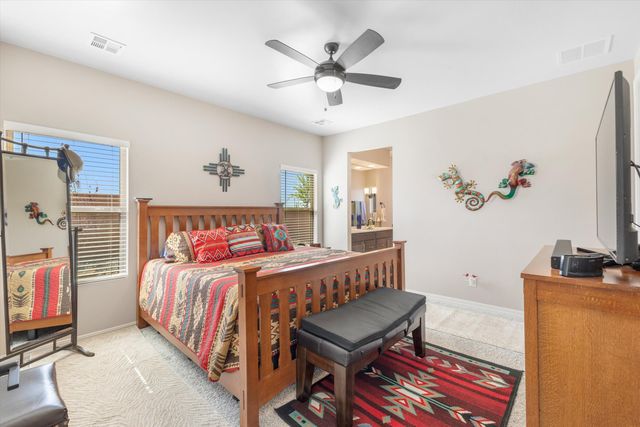 6718 Sydney Drive NE, Rio Rancho, NM 87144