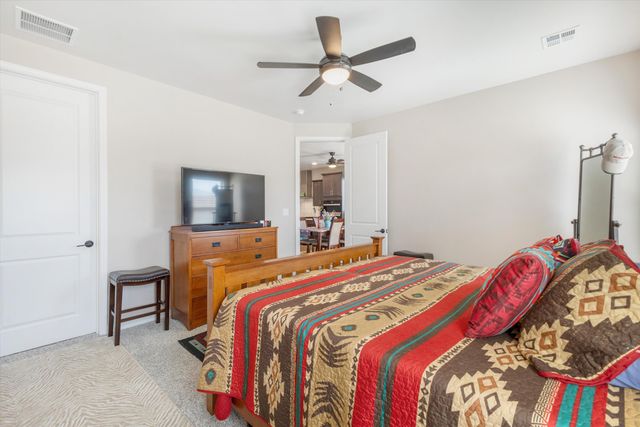 6718 Sydney Drive NE, Rio Rancho, NM 87144