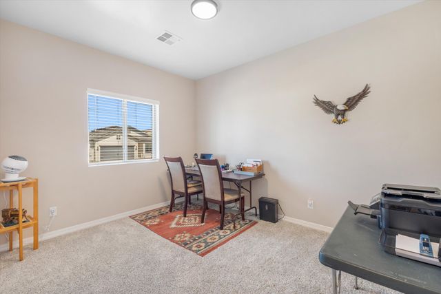 6718 Sydney Drive NE, Rio Rancho, NM 87144