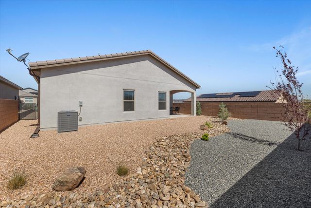 6718 Sydney Drive NE, Rio Rancho, NM 87144