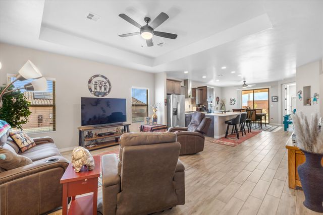 6718 Sydney Drive NE, Rio Rancho, NM 87144