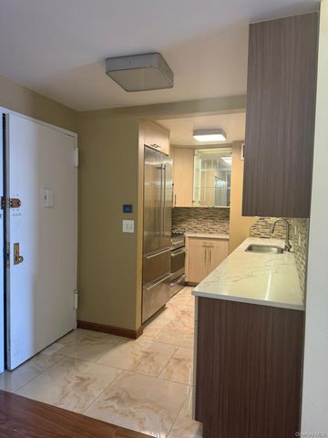 15218 Union Turnpike 212B, Kew Garden Hills, NY 11367