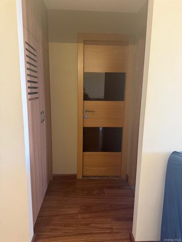 15218 Union Turnpike 212B, Kew Garden Hills, NY 11367