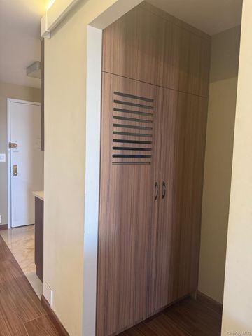 15218 Union Turnpike 212B, Kew Garden Hills, NY 11367