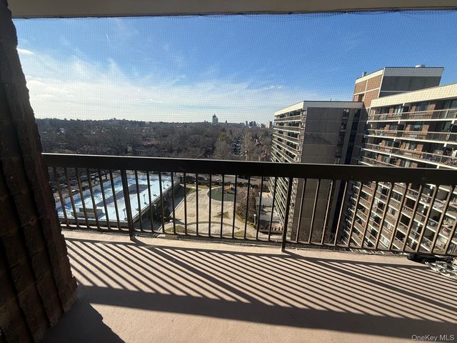 15218 Union Turnpike 212B, Kew Garden Hills, NY 11367