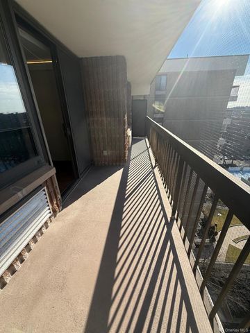 15218 Union Turnpike 212B, Kew Garden Hills, NY 11367