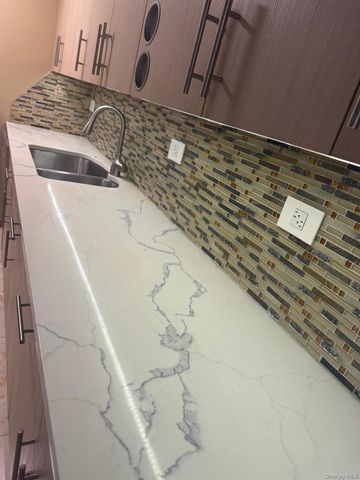 15218 Union Turnpike 212B, Kew Garden Hills, NY 11367