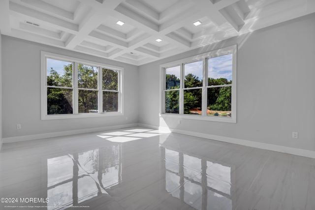 1094 Cox Cro Road, Toms River, NJ 08755