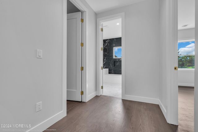 1094 Cox Cro Road, Toms River, NJ 08755