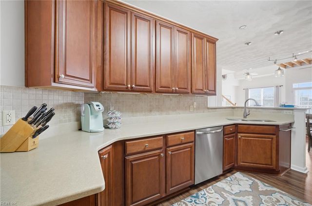 2992 Shore Dr Unit 301, Virginia Beach, VA 23451
