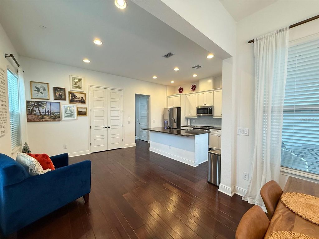 Image 16 of property listing at 8483 KARRER TERRACE, Orlando, FL 32827