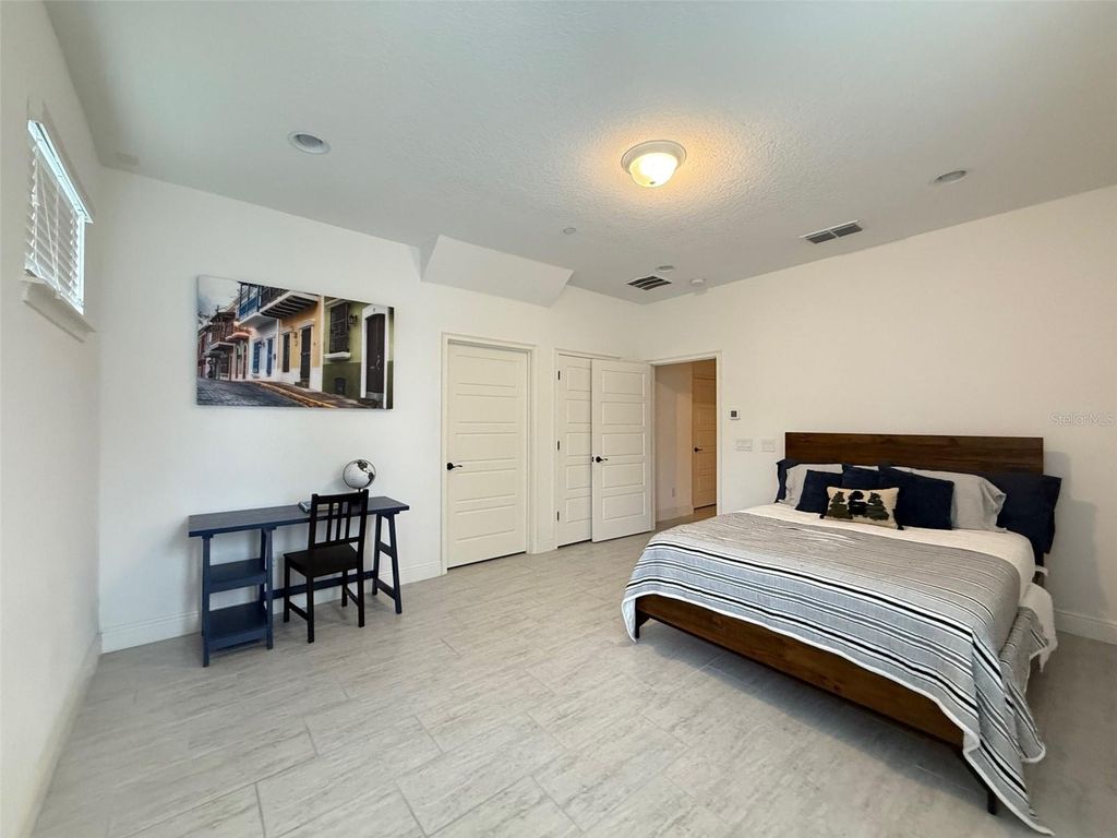 Image 20 of property listing at 8483 KARRER TERRACE, Orlando, FL 32827