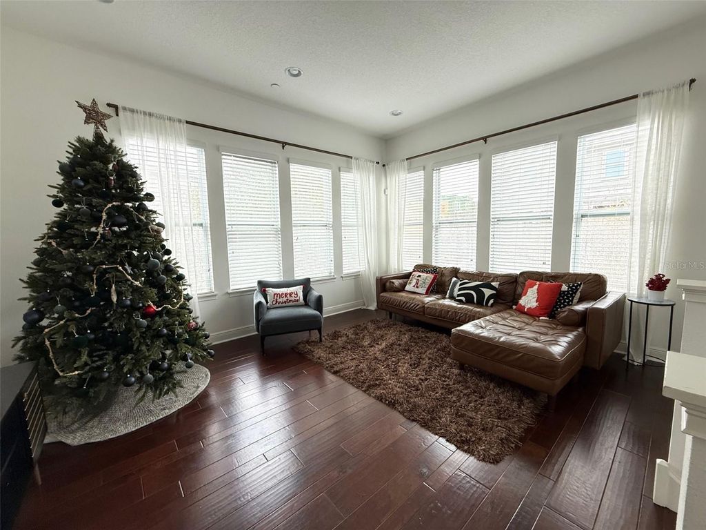 Image 10 of property listing at 8483 KARRER TERRACE, Orlando, FL 32827