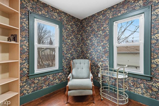 22022 Beechwood Avenue, Eastpointe, MI 48021