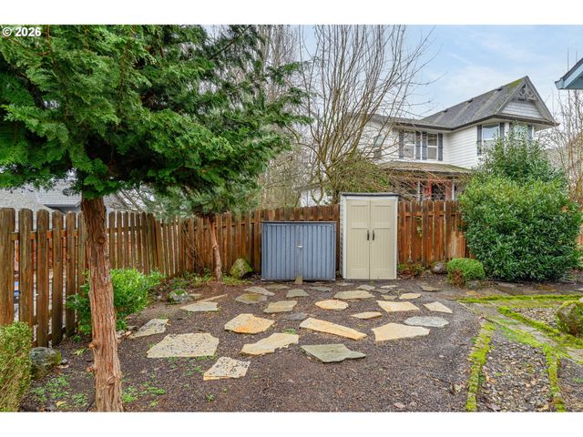 1855 Nw JILLANNE Ct, Mc Minnville, OR 97128