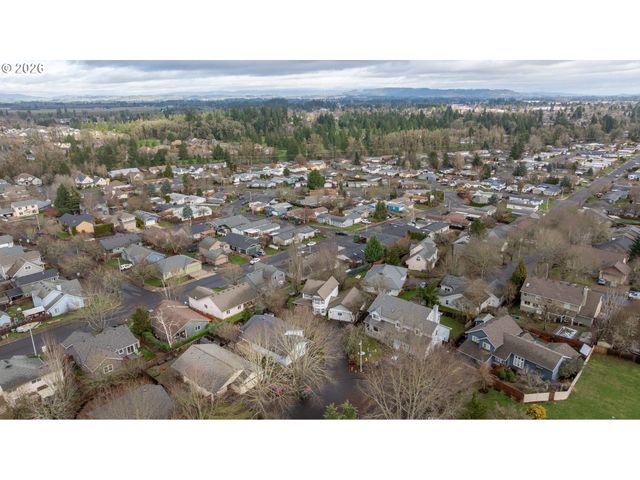 1855 Nw JILLANNE Ct, Mc Minnville, OR 97128