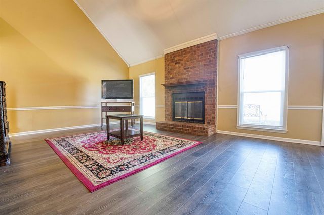 6348 EASTBRIER DR, Bartlett, TN 38135