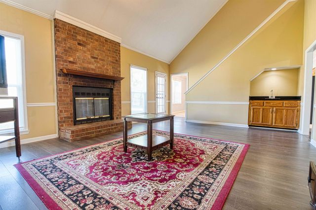 6348 EASTBRIER DR, Bartlett, TN 38135