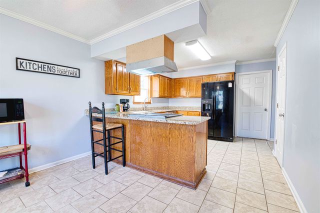 6348 EASTBRIER DR, Bartlett, TN 38135