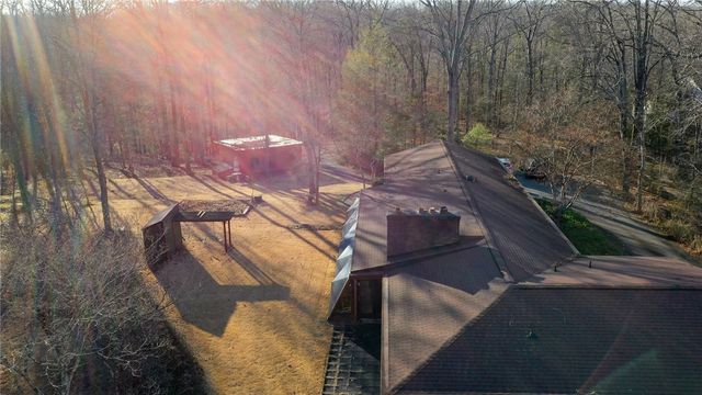 139 Todds Creek Road, Central, SC 29630