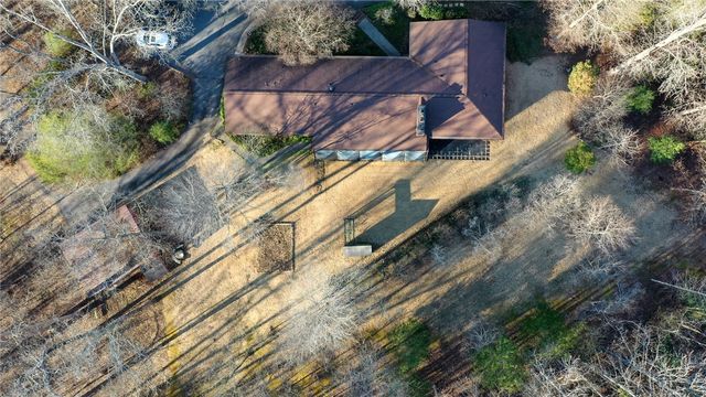 139 Todds Creek Road, Central, SC 29630