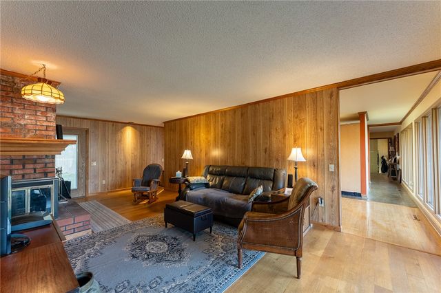 139 Todds Creek Road, Central, SC 29630