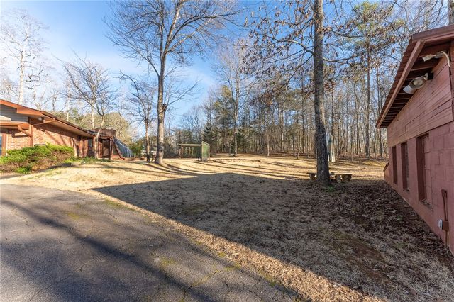 139 Todds Creek Road, Central, SC 29630