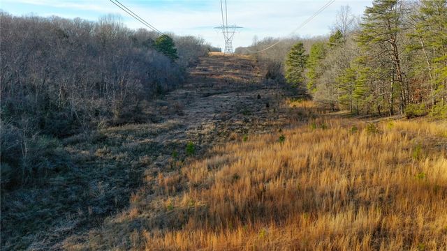 139 Todds Creek Road, Central, SC 29630