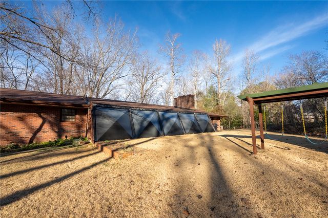 139 Todds Creek Road, Central, SC 29630