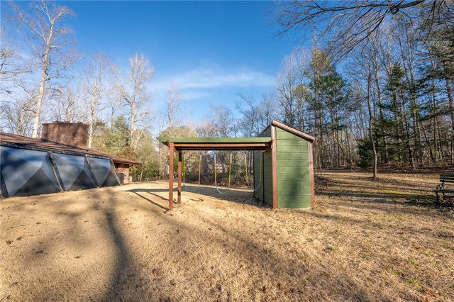 139 Todds Creek Road, Central, SC 29630