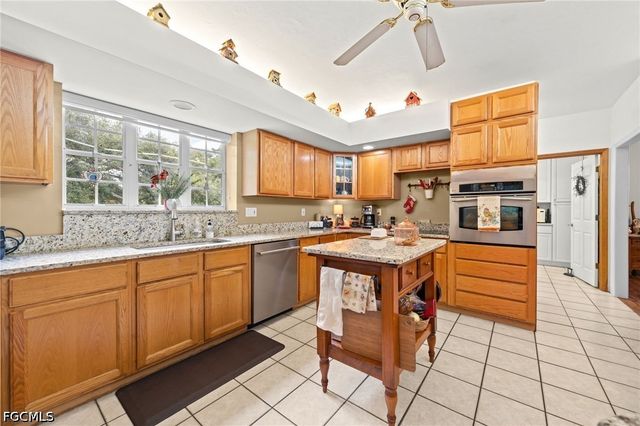 4691 Long Lake DR, Fort Myers, FL 33905