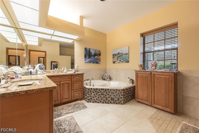 4691 Long Lake DR, Fort Myers, FL 33905