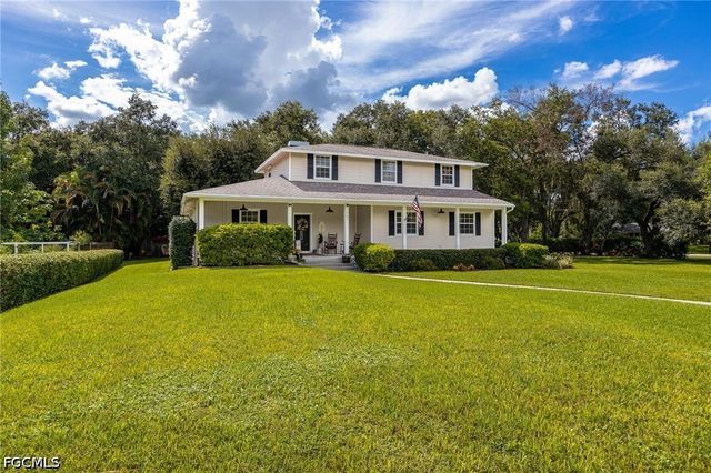 4691 Long Lake DR, Fort Myers, FL 33905